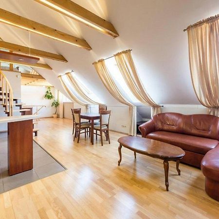 Central Apartments 3 X Free Parking X Self Check-In Вильнюс Экстерьер фото