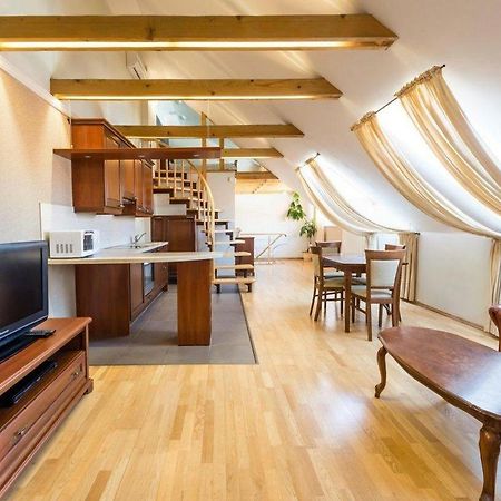 Central Apartments 3 X Free Parking X Self Check-In Вильнюс Экстерьер фото
